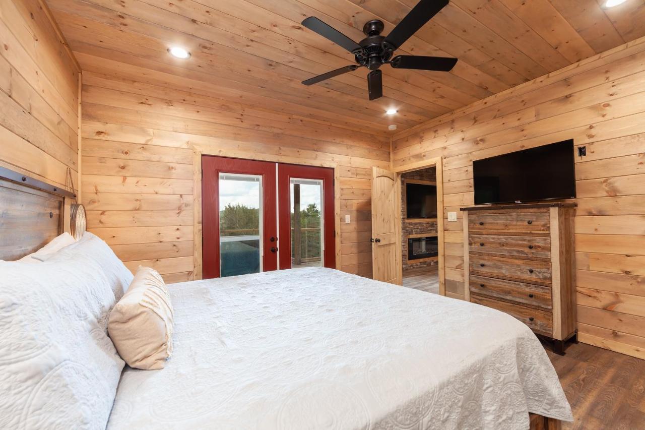 Thunder Mountain Lodge Cabin Сивиървил Екстериор снимка